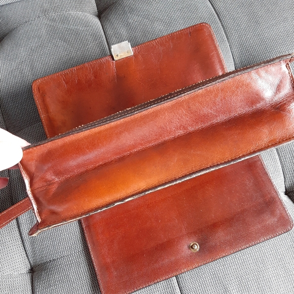 Bally Clutch - Picture 8 of 16